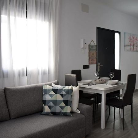 Alojamientos Lola, Suite Con Jacuzzi Benalup-Casas Viejas Dış mekan fotoğraf