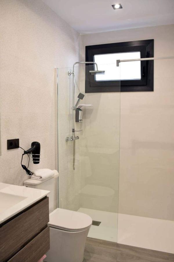 Alojamientos Lola, Suite Con Jacuzzi Benalup-Casas Viejas Dış mekan fotoğraf
